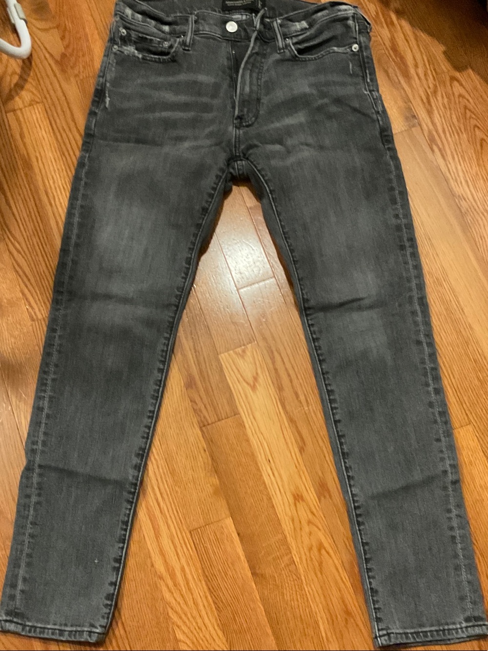 Abercrombie & Fitch Men's Skinny Gray Denim Jeans